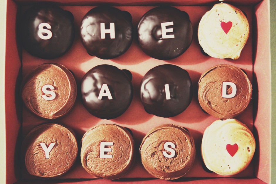 marriage proposal cupcakes