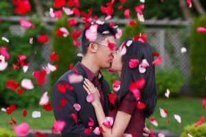 Romantic proposals with flowers