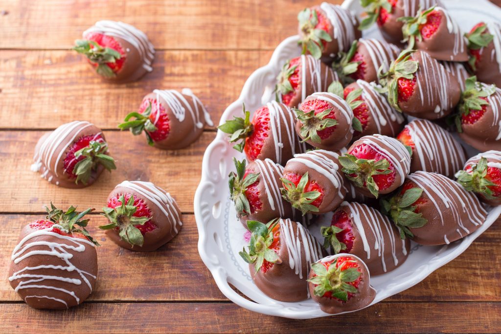 chocolate-covered strawberries for your proposal
